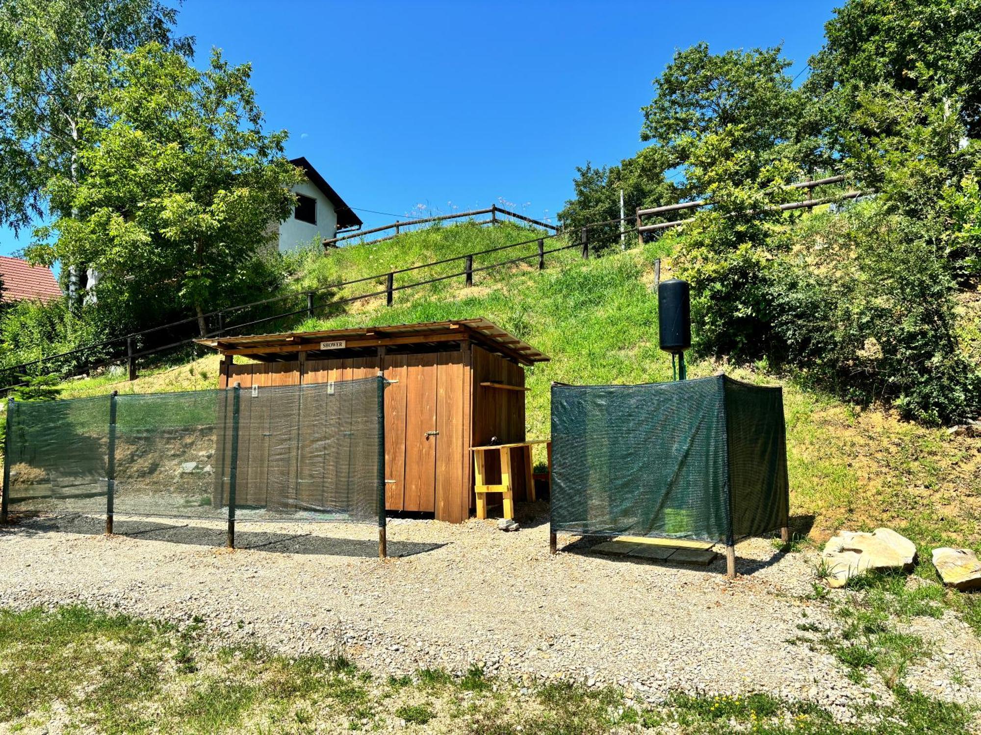 Green River - Robinzonski Kamp Hotel ดูกาเรซา ภายนอก รูปภาพ